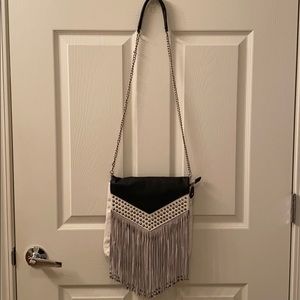 Embellished crossbody handbag with fringe